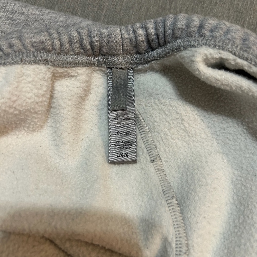SKIMS Heather Grey Cotton Fleece Jogger Sweatpants Size Large - Picture 8 of 10